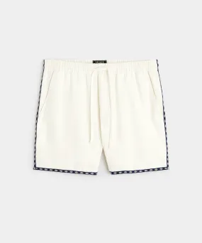 5" Tipped Embroidered Weekend Short in White