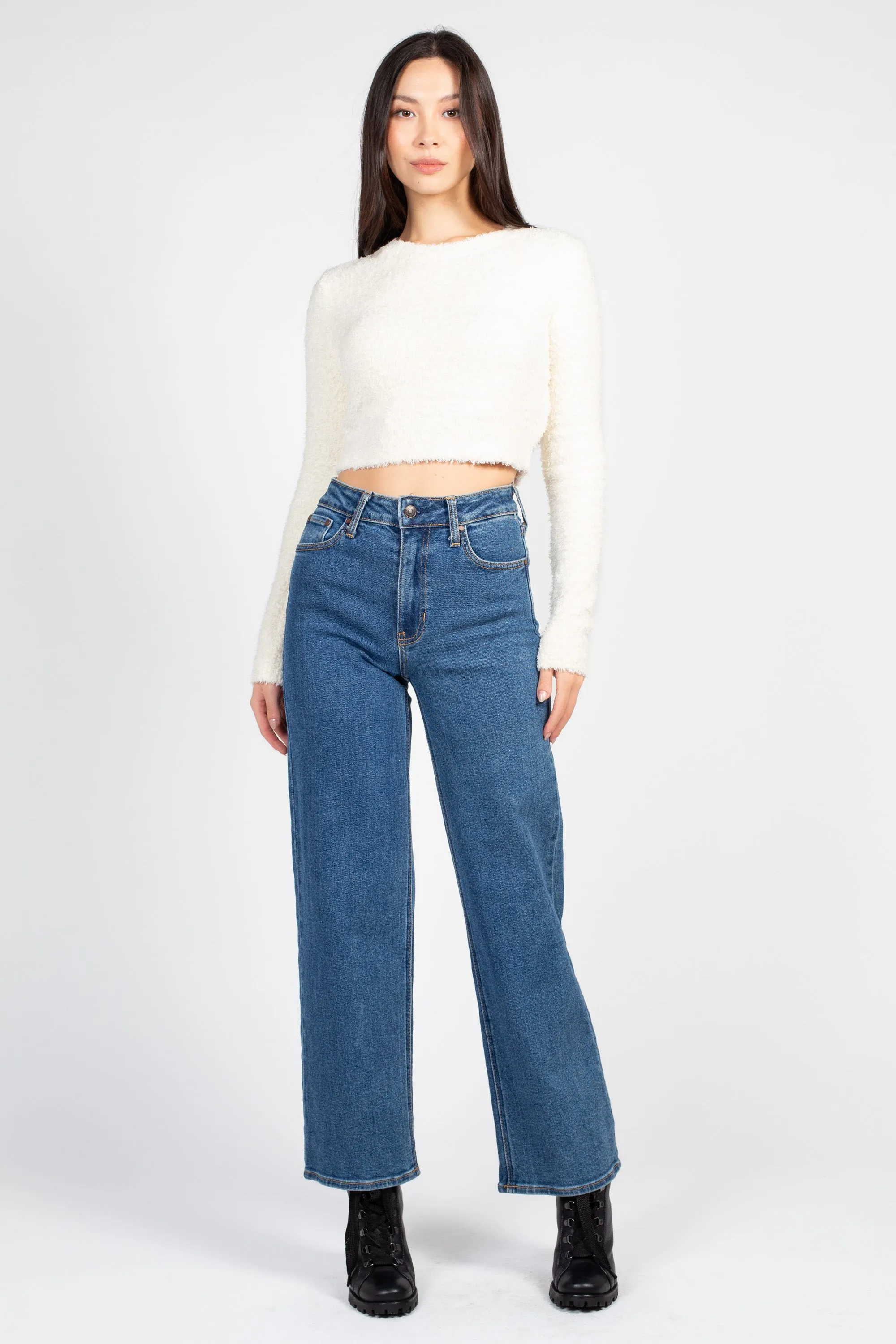 Clare Fuzzy Crop Sweater