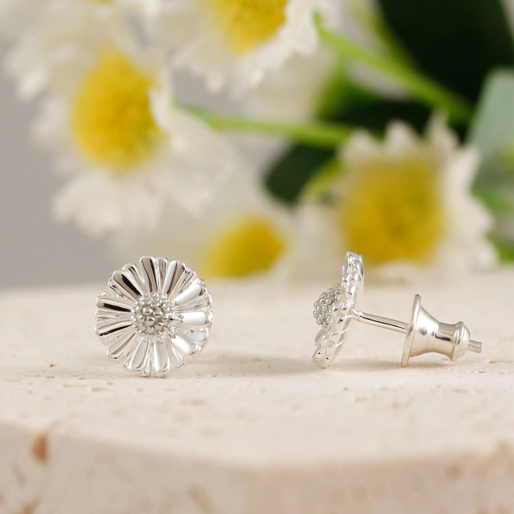 Daisy Silver Stud Earrings