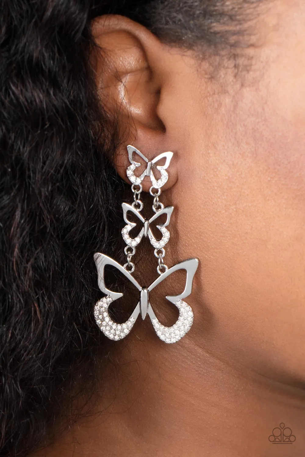 Earrings Flamboyant Flutter - White BUTTERFLY E294