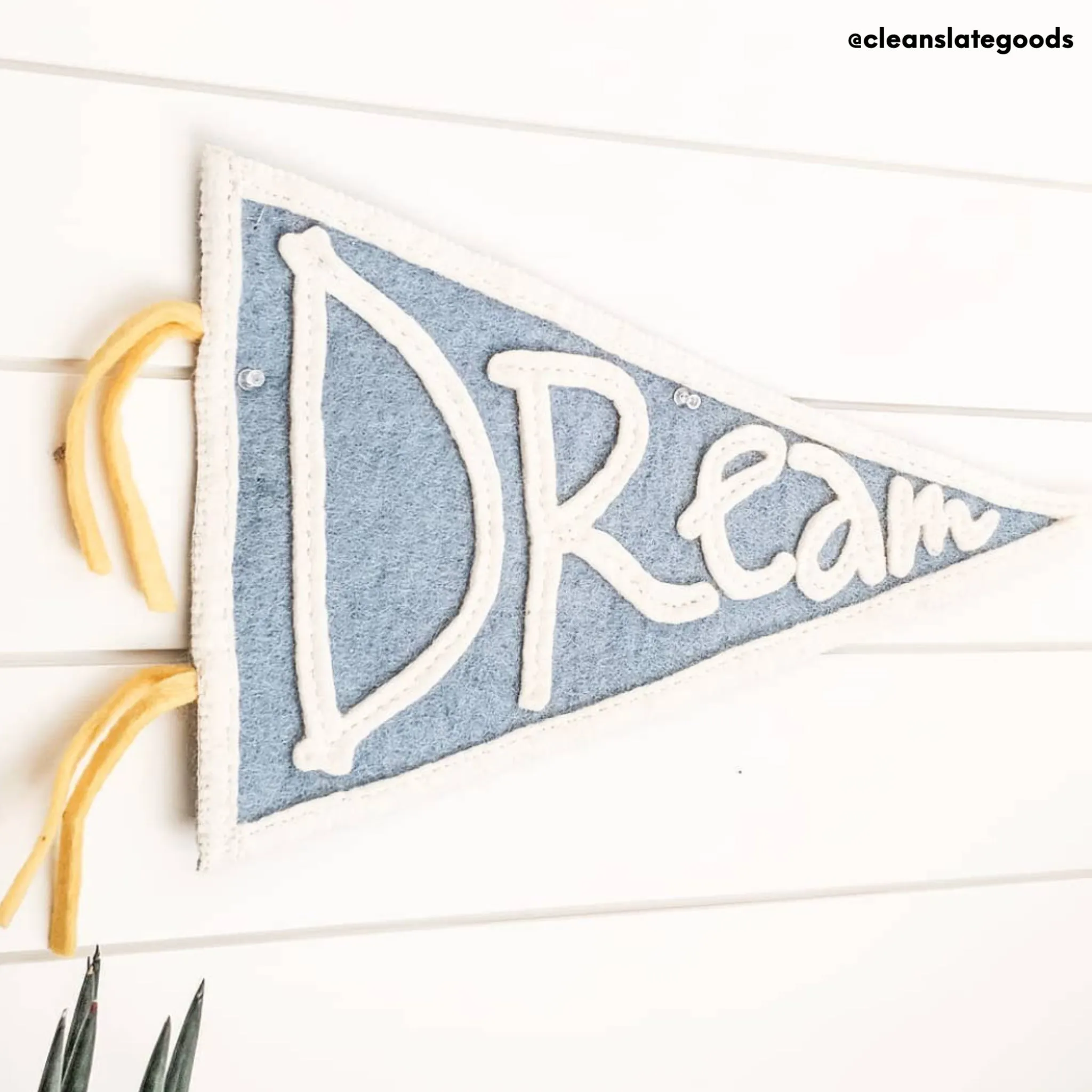 Felt Dream Pennant