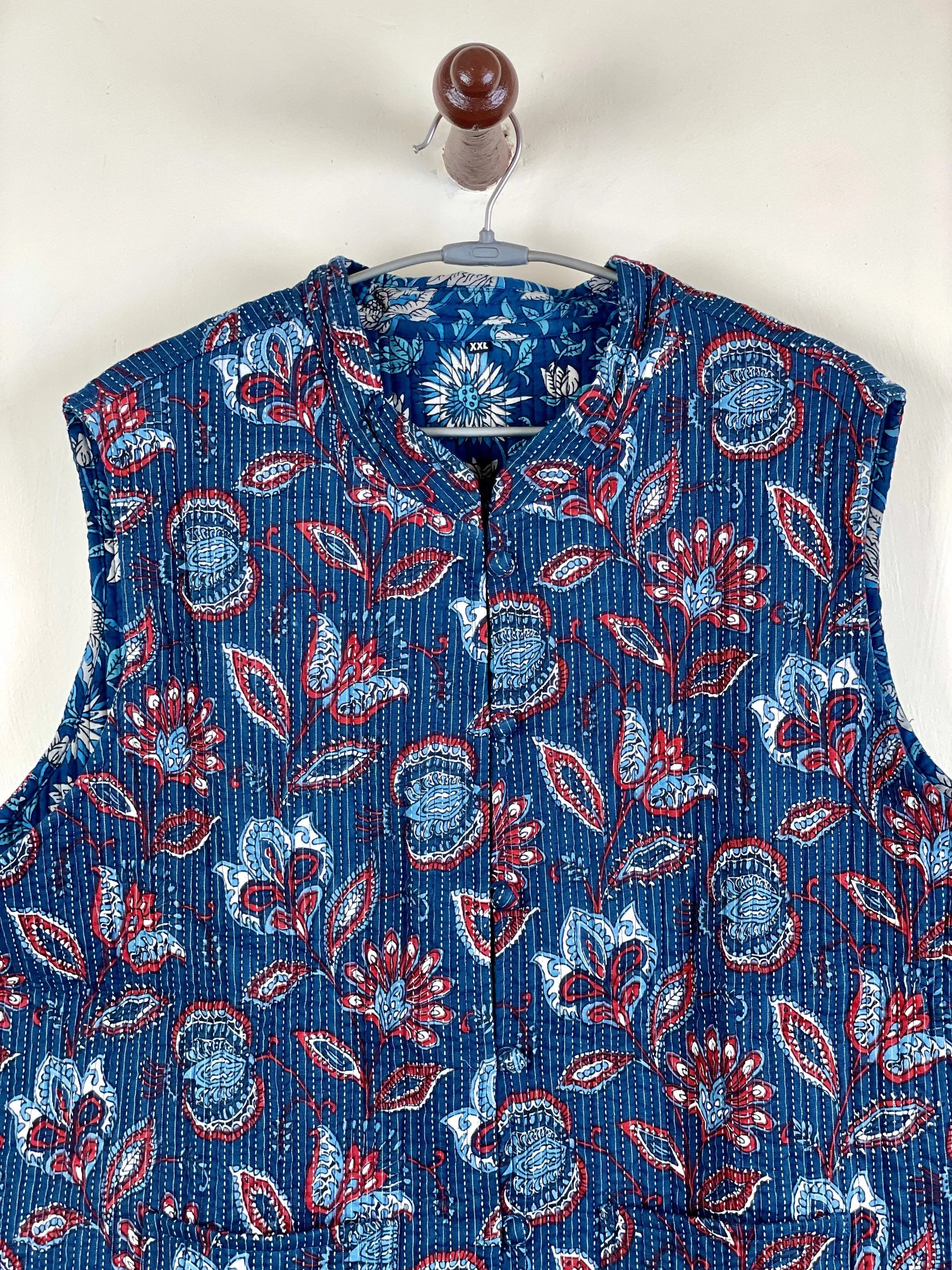 Indian Handmade Quilted Cotton Sleeveless Jacket Blue & Red Stylish Women's Vest, Reversible Waistcoat for Her