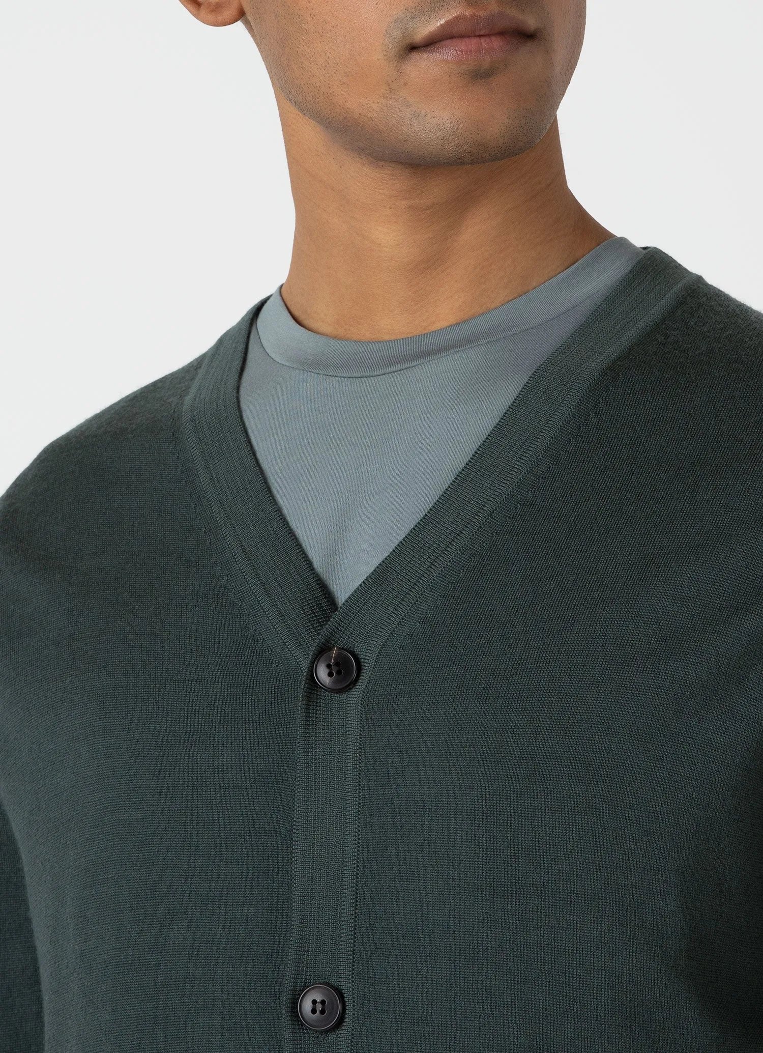 Men's Extra-Fine Merino Cardigan in Drill Green