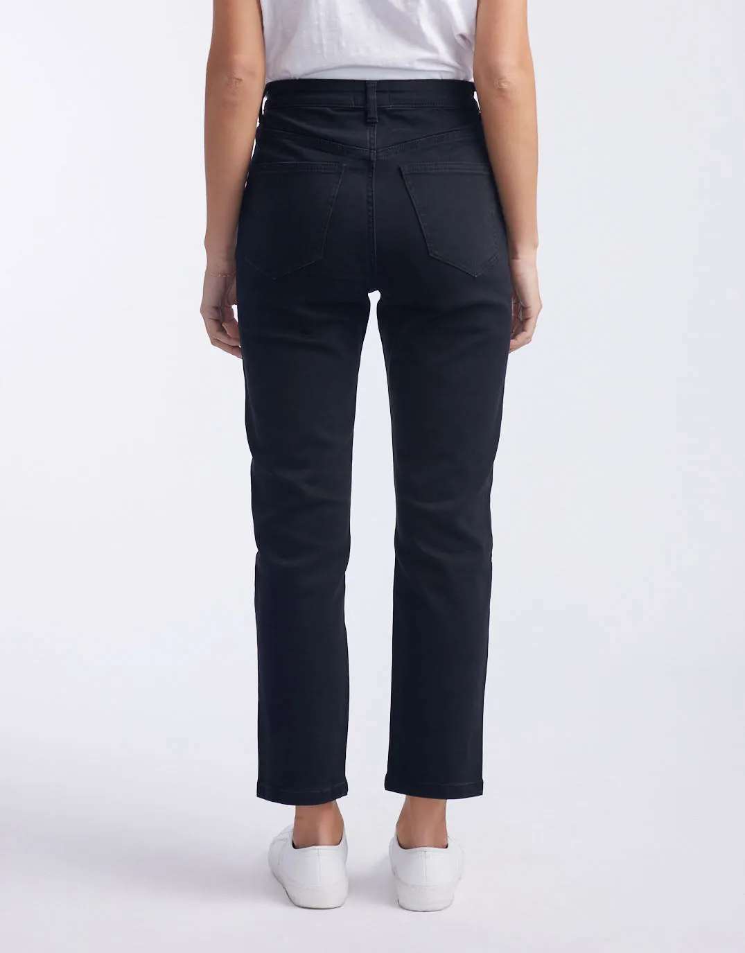 Noelle Straight Leg Jean - Washed Black