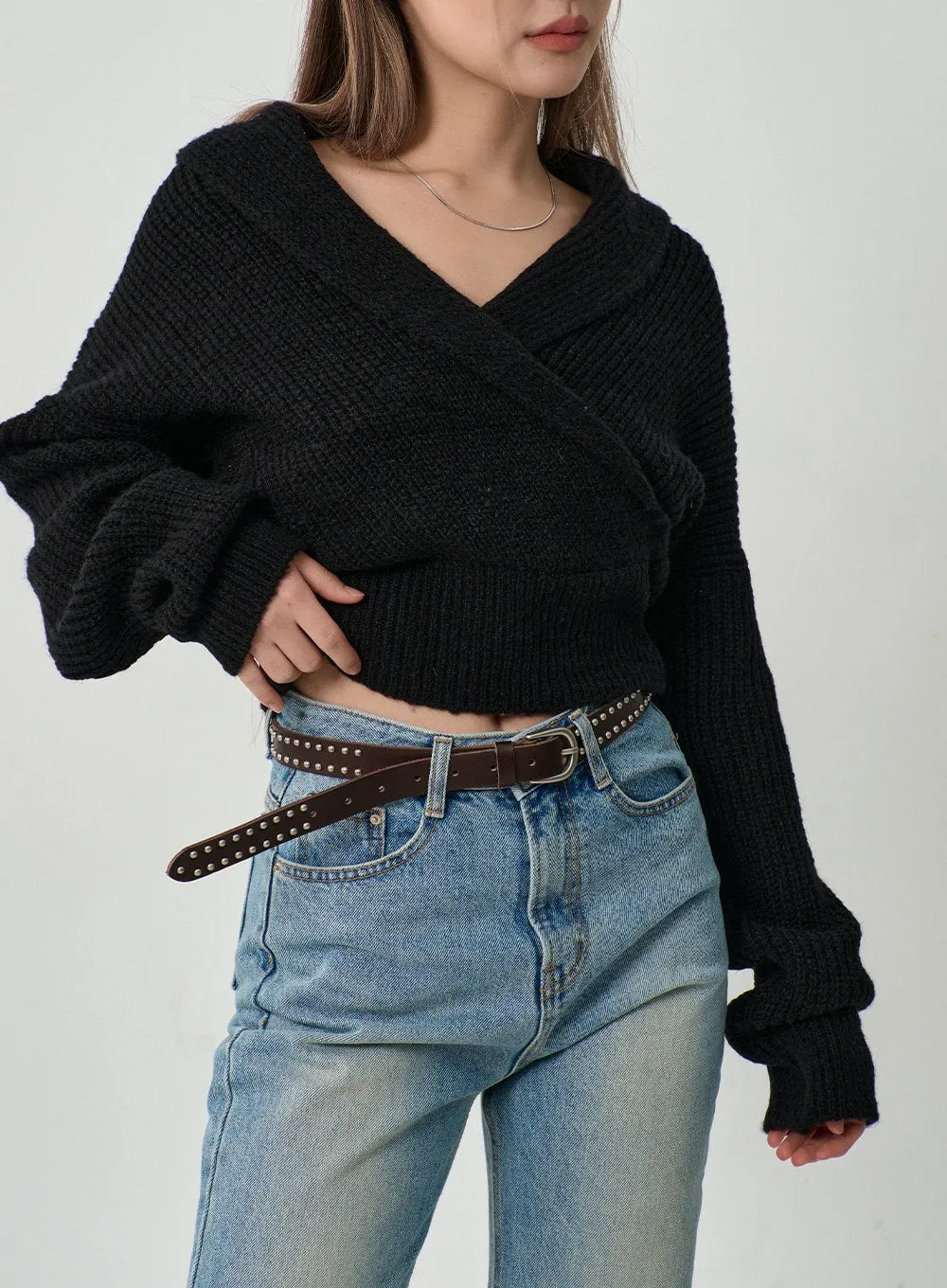 Off-Shoulder V-Neck Crossed Sweater CD19