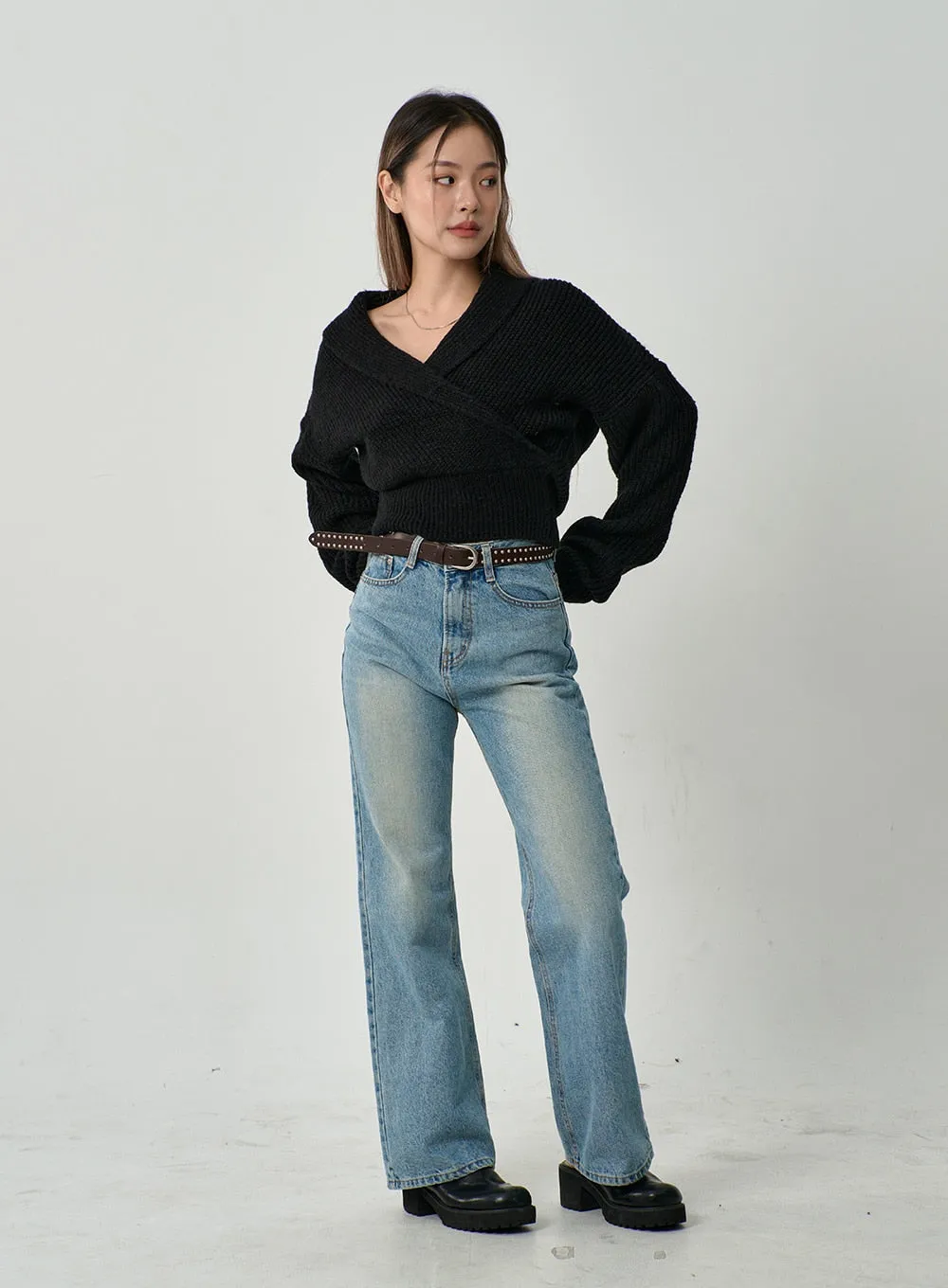 Off-Shoulder V-Neck Crossed Sweater CD19