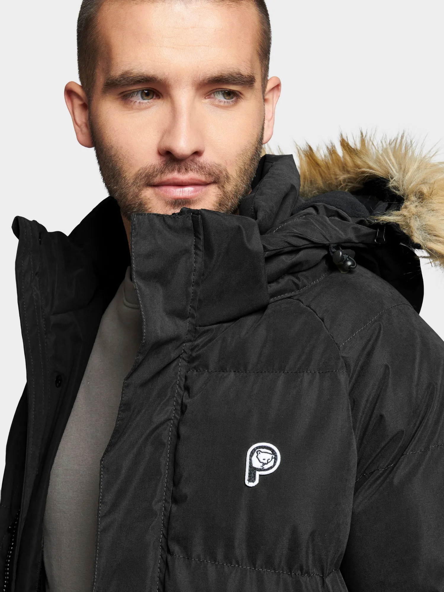 P Bear Puffer Jacket in Black