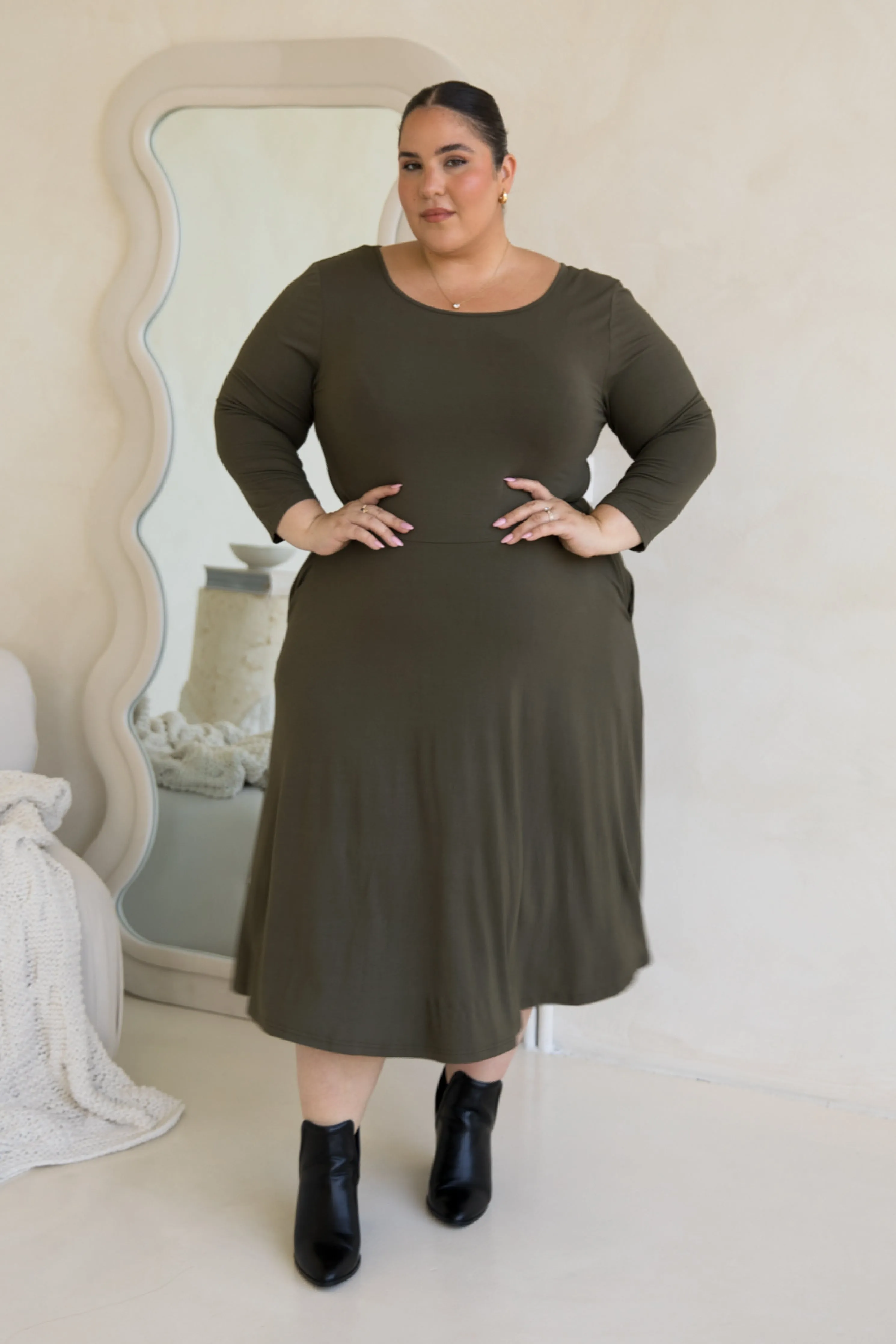 Penelope Dress | Moss Green