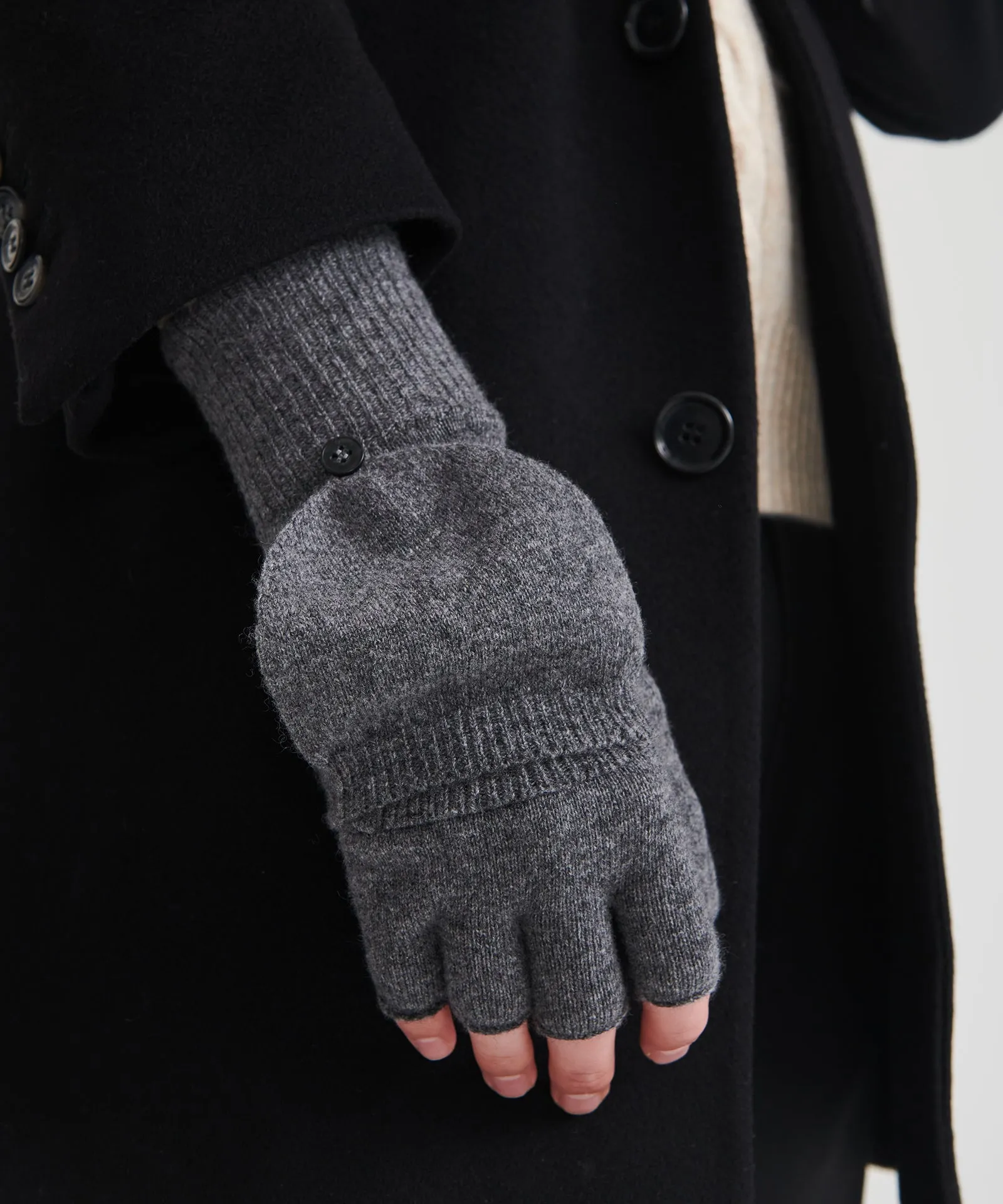 Signature Cashmere Pop Top Gloves