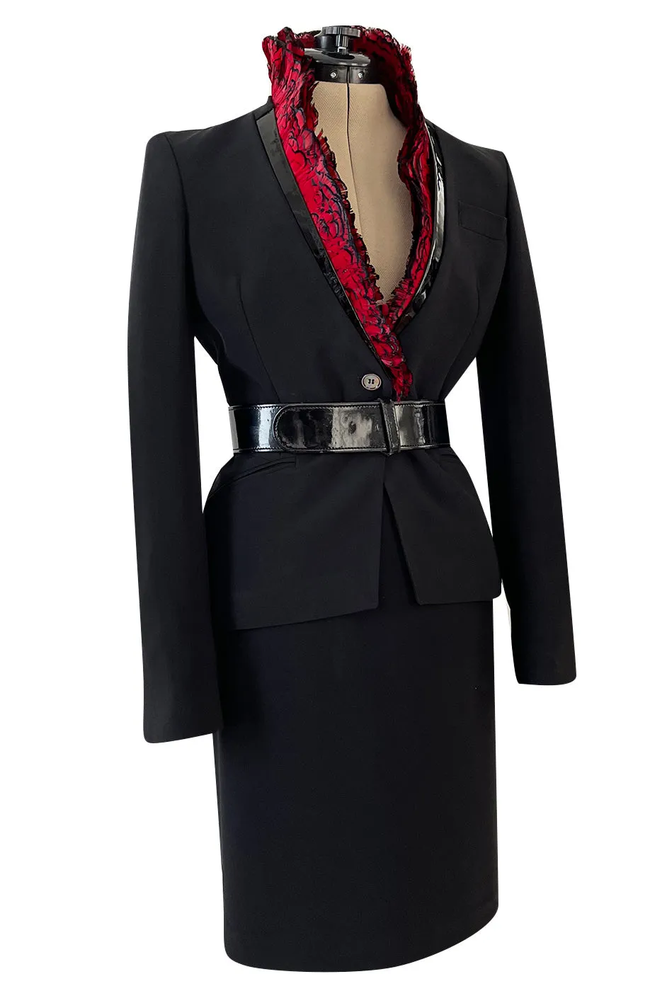 Spectacular Spring 2008 Alexander McQueen 'La Dame Bleue' Look 26 Red Feather Trim Black Suit