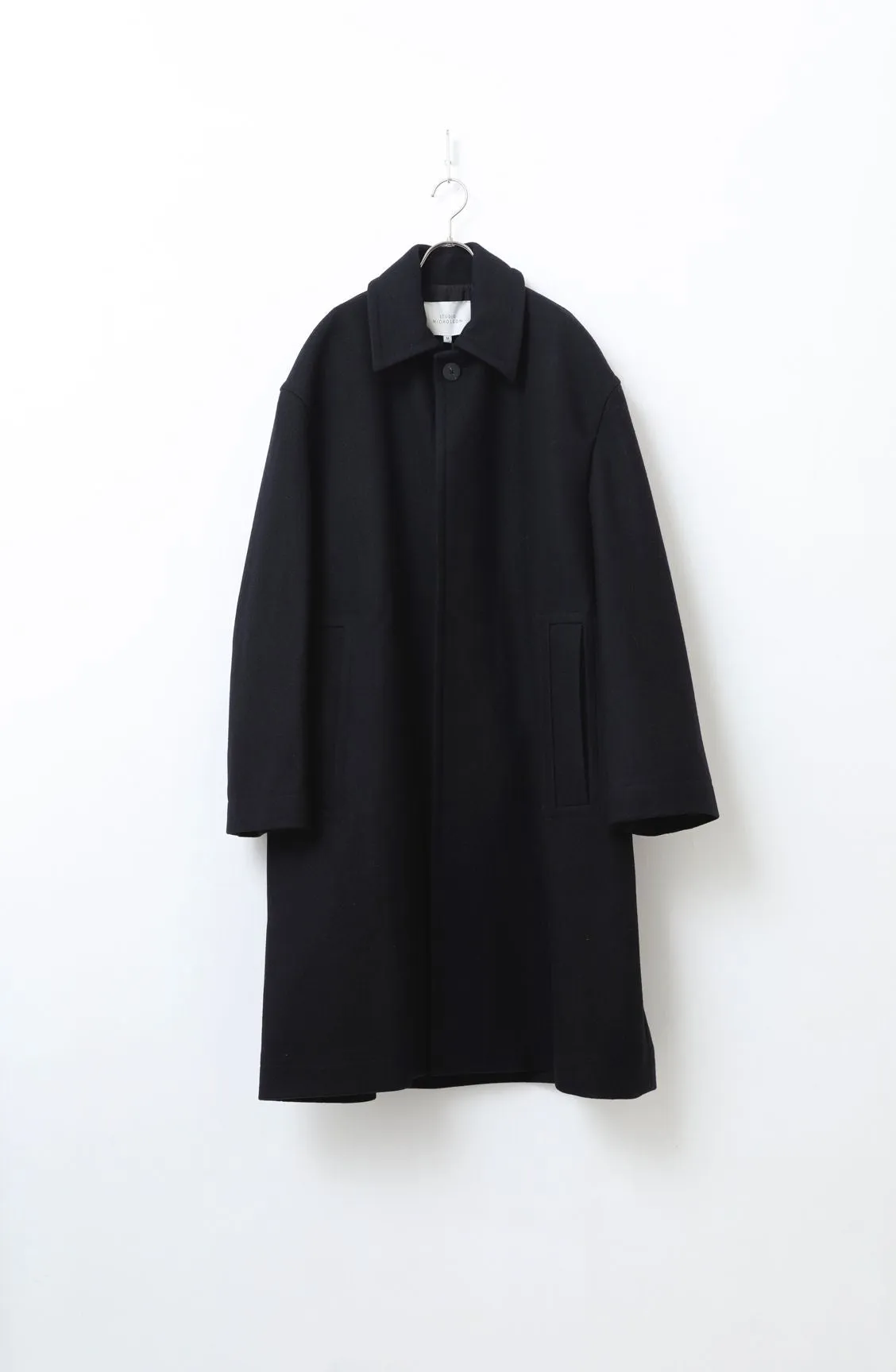 STUDIO NICHOLSON  / OVERCOAT