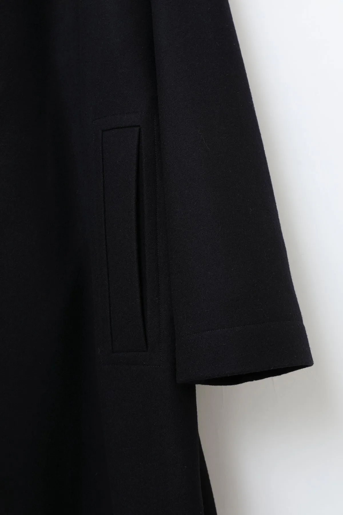 STUDIO NICHOLSON  / OVERCOAT