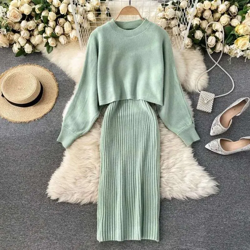 Women's Long Sleeved Jumper and Sleeveless V-neck Dress Two-piece Outfit Set