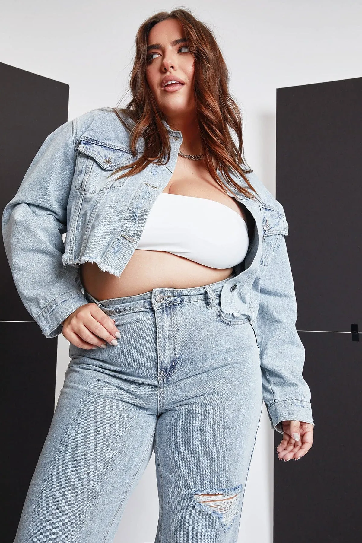 Women's Plus Cropped Denim Jacket