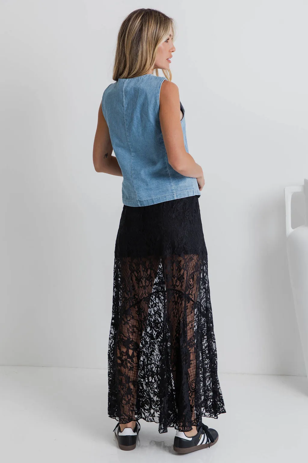 Zahra Lace Skirt - Black